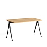 HAY Pyramid 01 skrivbord Oak clear lacquer-140x75cm-svart stålstativ