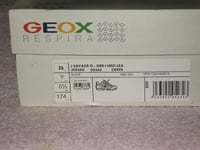 Geox Savage Boys Black School Shoe size uk 8.5 infent kds hook loop leather