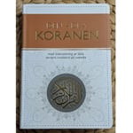 Den ädla Koranen med översättning av dess versers innebörd på svenska (inbunden)