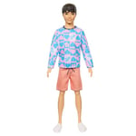 Barbie Poupée Ken Fashionistas avec Corps Mince, vêtu d’Une Chemise Amovible Manches Longues à Motifs Roses et Bleus et Un Short Rose, HRH24