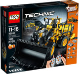 Lego 42030 Technic Volvo L350F Wheel Loader Brand New Sealed Discontinued 2014