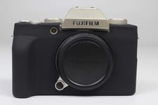 X-T200 Case, Zakao Soft Silicone Bag Lightweight Slim Skin Rubber Protective Digital Camera Case Cover for Fujifilm Fuji X-T200 XT200 (Black)