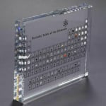 Akrylisk periodiskt system av riktiga element, Kemiska element display, Periodiska systemet, Skolundervisning, Födelsedagspresent