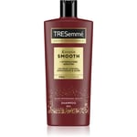 TRESemmé Keratin Smooth smoothing shampoo for unruly and frizzy hair 685 ml