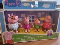 Peppa Pig - Bedtime Family Set of 4 Figures - NEW