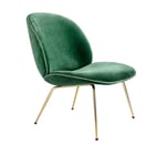 Gubi - Beetle Lounge Chair, Conic Base Brass, Fabric Cat. 3 Gubi Velvet (Velutto) G075/234, Piping Matching - Grön - Fåtöljer - Metall/Textilmaterial