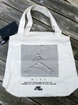 NIKE JUMPMAN Zipped Natural TOTE BAG Unisex Beach Travel Sports NEW TAGS Shelf20