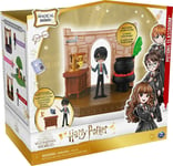 Wizzarding World Small Doll Playset - Potions Classroom