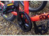 Frog Bikes 43/48/52 102 mm Vevparti Svart, Dobbel kedjaskyddar