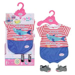Baby born Bath Pyjama avec chaussures bleues 834268 - Accessoires pour les poupées de 43 cm - Avec un motif requin & des pantoufles assorties - Idéal pour la baignoire Baby born - Dès 3 ans +