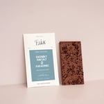 Fjåk Sjokolade - 45% milk nibs & oak smoked salt craft chocolate bar