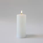 LED Blockljus 17,5 cm hög, smält-look, flameffekt - Ø7,5 cm, 17,5 cm hög, fungerar m. fjärrkontroll, timer, äkta stearin