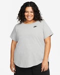 Nike Sportswear Club Essentials Women's T-Shirt (Plus Size)