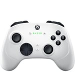 Razer Wolverine V3 Pro - Manette de jeu sans fil pour Xbox et PC (HyperSpeed Wireless, Mecha Tactile Action Buttons, Anti-drift Hall Effect analog thumbstic sticks, haptic vibrations) Blanc