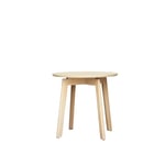 Fogia - Area Lamp Table Oak Lacquered - Pienet pöydät & sivupöydät - Note Design Studio