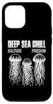 Coque pour iPhone 14 Pro Motif Deep Sea Chill Solitude Freedom Quallen