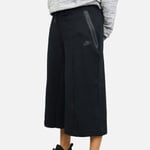 Nike Women’s Tech Fleece 3/4 Capri (Black) - Medium - New ~ 811679 010