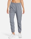 Nike Dri-FIT Fast Women's Mid-Rise 7/8 Warm-Up Running Trousers