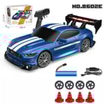 1:24 Skala RC Driftbil 4WD 2.4GHz 30KM/H Hög Hastighet Racing Sport Leksaksbil med LED-lampor, Racingbil och Driftdäck 8602 - Blå