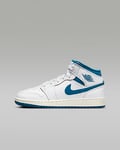 Air Jordan 1 Mid SE Older Kids' Shoes