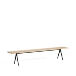 HAY Pyramid bänk Oak matt lacqured-250cm-svart stålstativ