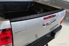 Lastskydd För Bakläm Mattsvart Aluminium Durkplåt Toyota Hilux VIII 2020->