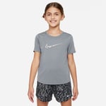 Nike Unisex Kortärmad T-shirt S 128-137 Grå – Perfekt för löpning och träning, komfortabel passform och stilren design.