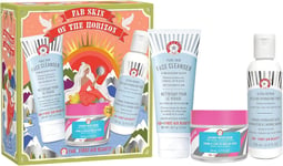 First Aid Beauty Skin on the Horizon Care Gift Set – Pure Face... 