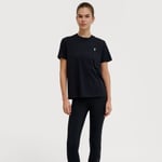 Hummel Pulse SS Tee Stl. XS - Bekväm t-shirt för aktiva kvinnor, köp online och upptäck dina favoritfärger!