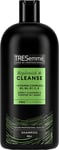 Tresemmé Replenish & Cleanse Shampoo with Vitamin C for Greasy Hair 900ml