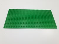 LEGO BASEPLATE GREEN 16x32 PINS - Actual dimensions 12.8cm x 25.6cm x 0.3 - NEW