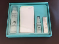 Liz Earle set. Daily Ritual Gift. Cleanser, cloths,spritzer, concertrate New 🎁