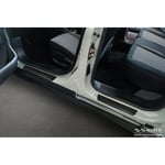 Svarta dorrtrosklar i rostfritt stål lamplig for Ford Tourneo Courier II 2023 39Lines39 4delad