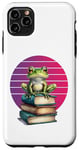 Coque pour iPhone 11 Pro Max Smart Frog sur les livres Grenouille lisant des livres