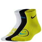 Nike Everyday Have A Nike Day 3 Pack Lightweight Socks 5-8 EUR 38- 42 Multi