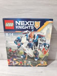 Lego Nexo Knight 70327: The King's Mech Brand New and Sealed Retired Set