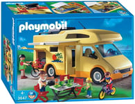 PLAYMOBIL - Family with Camping Car -  - PLAY3647