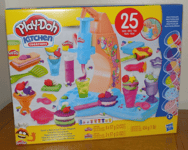 Play Doh Kitchen Creations - Twirl N Serve Ice Cream Playset - BRAND NEW