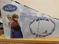 Disney Frozen  Kids Scooter with 3 Wheels Damaged Box 
