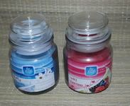 2 x PAN AROMA FLUFFY TOWELS/WILD BERRIES SMALL GLASS JAR SCENTED CANDLE GIFT