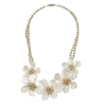 Made by Ester Halsband 5 vita blommor