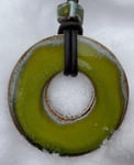 Keramikk halssmykke - Grønn design