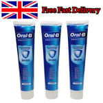 3 x Oral-B Pro Expert Clean Mint Toothpaste 125ml, Triple Pack