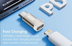 Adapter Lightning till USB C uttag för hörlurar