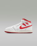 Air Jordan 1 Mid SE Older Kids' Shoes