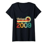 Womens 15 Years Old Gifts Vintage Born In 2009 Retro 15th Birthday V-Neck T-Shirt