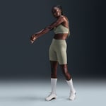 Nike Dri-FIT One High-Waisted 8in Short Tight M Grön - Handla nu på Loparshop.se!