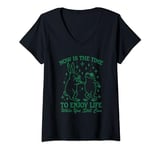 Womens Now is the time to enjoy life bunny & frog while you still V-Neck T-Shirt