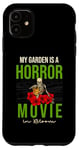 Coque pour iPhone 11 Mon jardin est un film d'horreur In Bloom Humour de