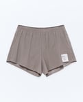 SATISFY SPACE-O 2.5 DISTANCE SHORTS TAUPE Unisex TAUPE